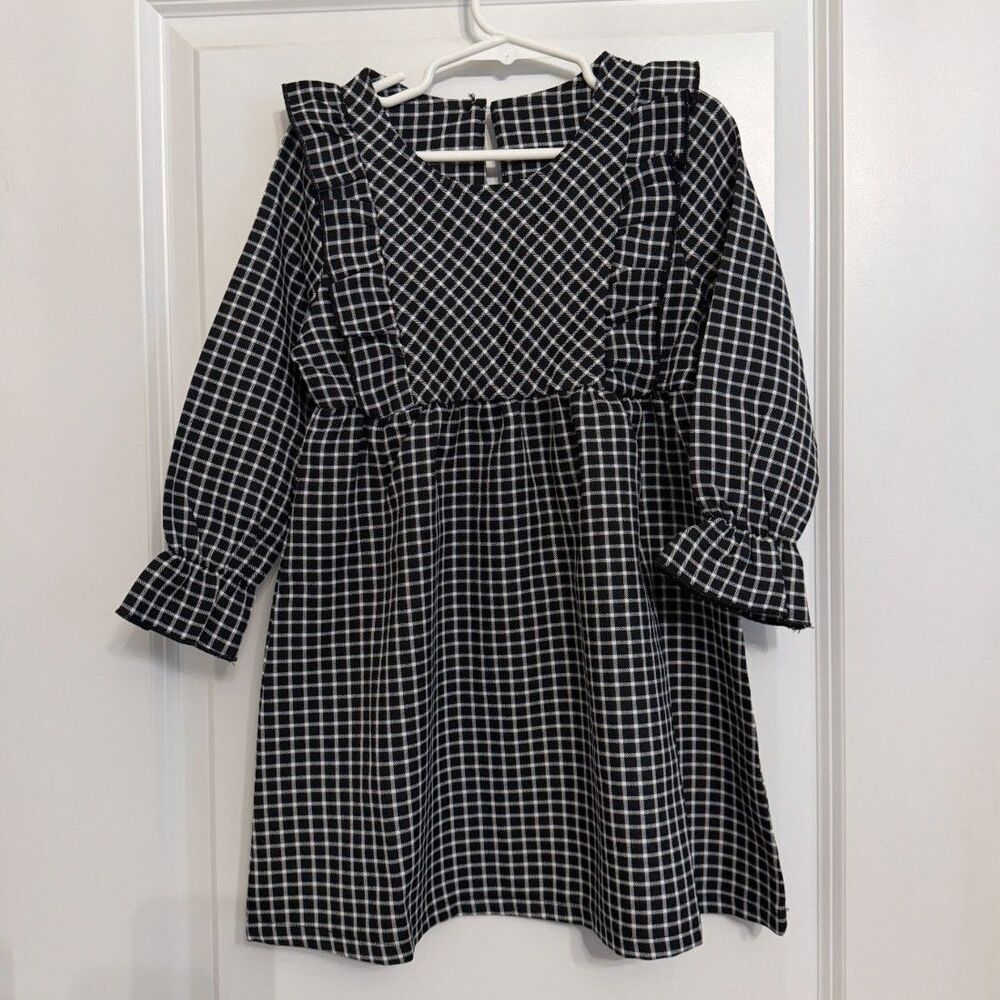 Girls Black & White Plaid Ruffle Dress Size 110 / Approx. 4–5T